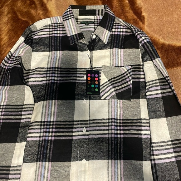 Cute purple flannel💜 - Picture 1 of 4